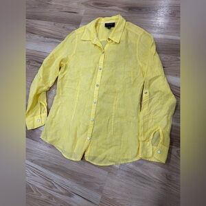 Foxcroft Women’s Button-up 100% Linen Shirt Fitted, Size 12 Yellow